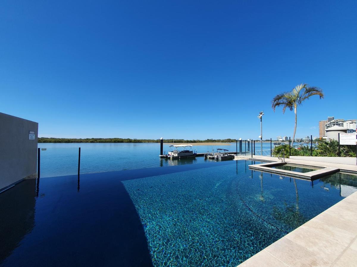 Trafalgar Towers Maroochydore Bagian luar foto