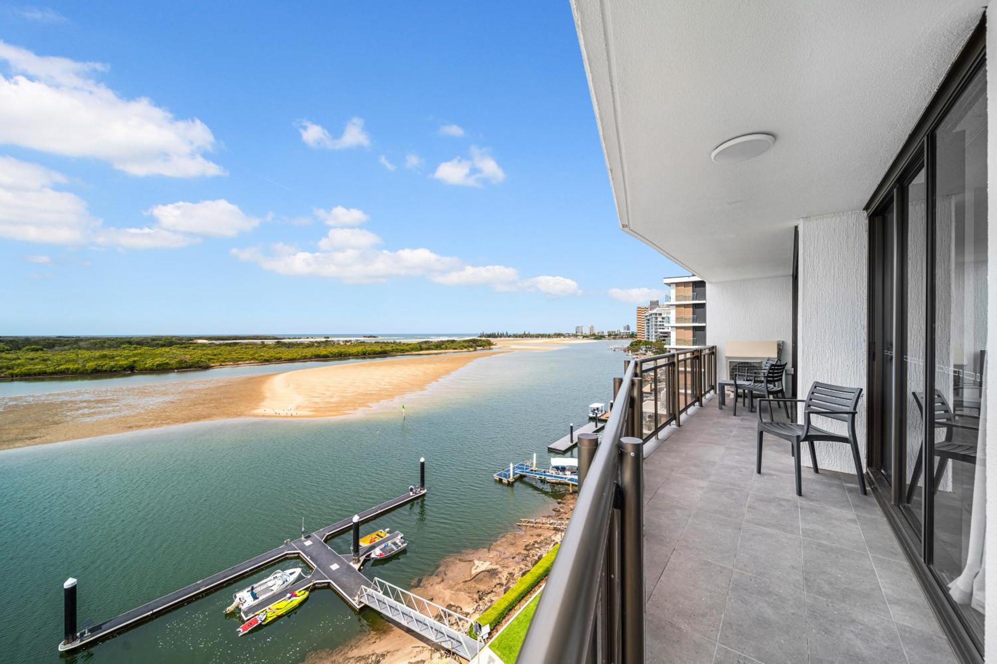 Trafalgar Towers Maroochydore Bagian luar foto